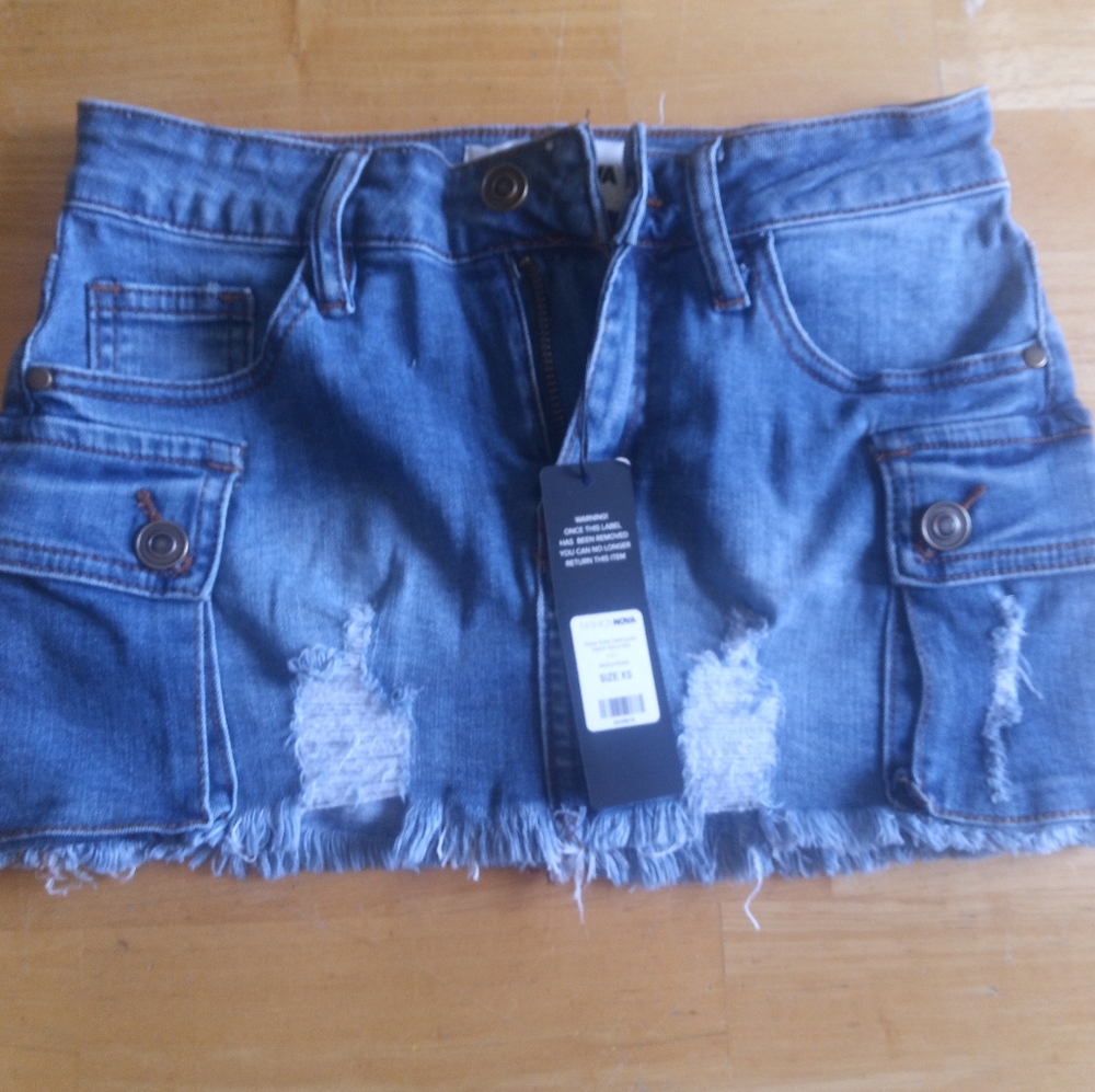 Fashion nova mini denim skirt new with tags size xs